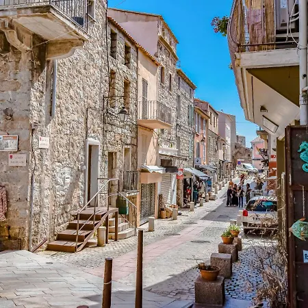 Paesu Pimpan By Interhome